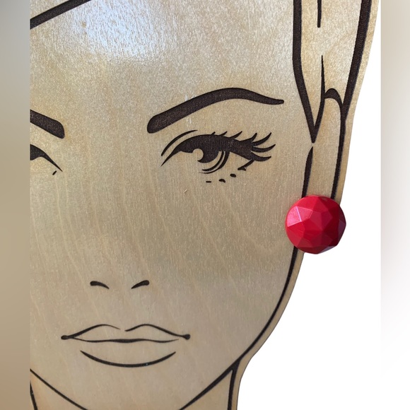 Vintage Red Faucet Screw On Button Retro Earrings Woman’s Jewelry - Picture 2 of 5